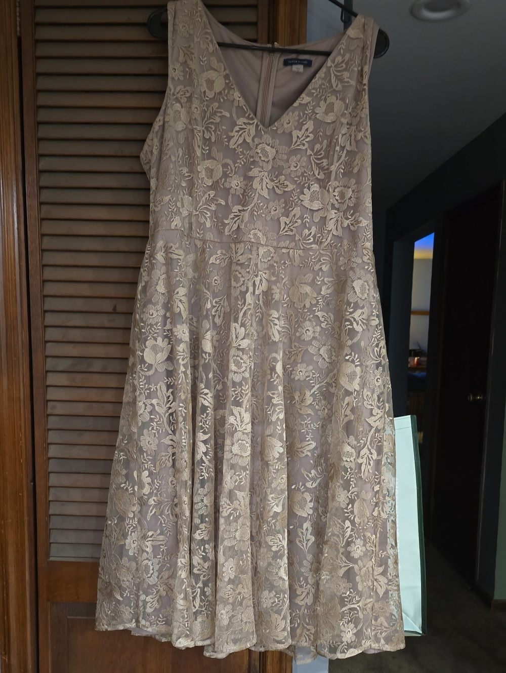Tommy Hilfiger Taupe Floral Lace Sleeveless Midi Dress